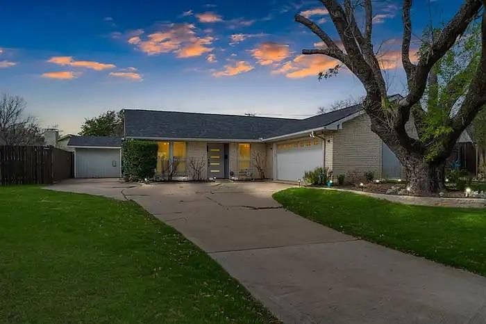1st image of 2801 Arcadia Dr
