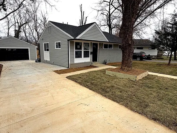 13711 Parkland Dr, Rockville, MD 20853