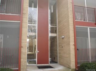 16565 Middlebelt Rd, Livonia, MI 48154