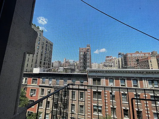 Rented by Buchbinder & Warren | media 24