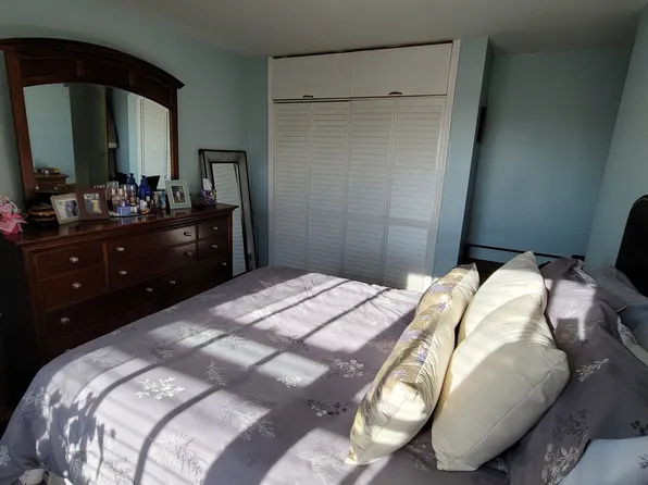 971 Jerome Street image 4 of 10