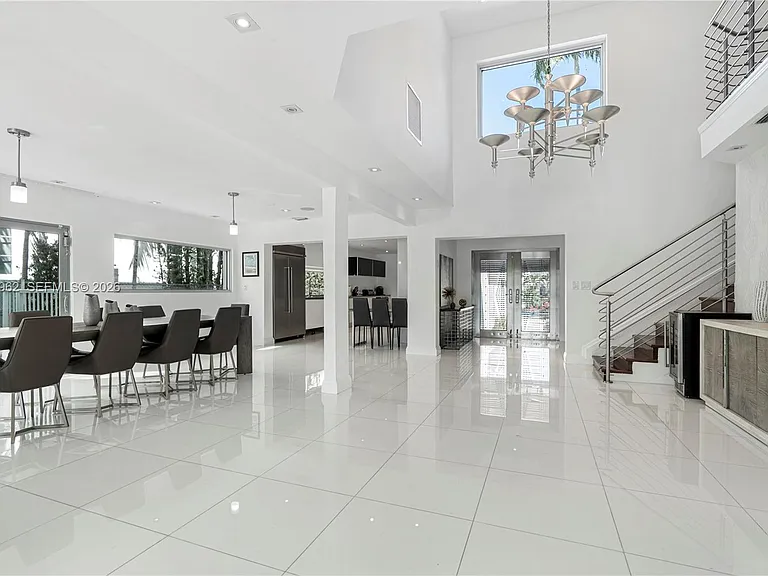 9380 Bay Dr — Photo 20