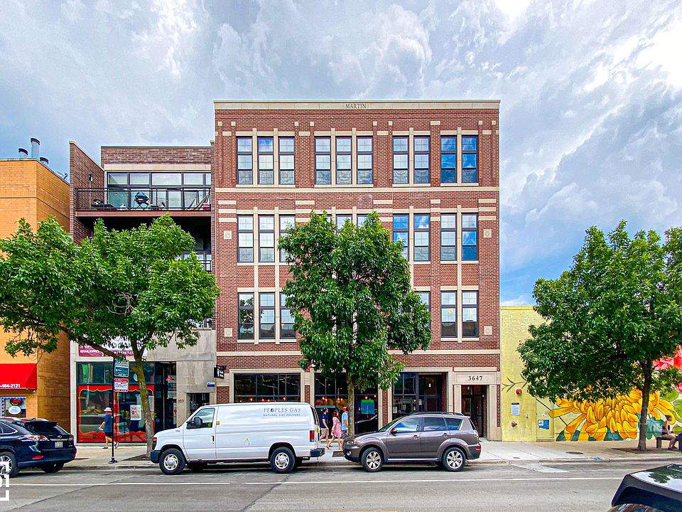 1st image of 3647 N Southport Ave #406