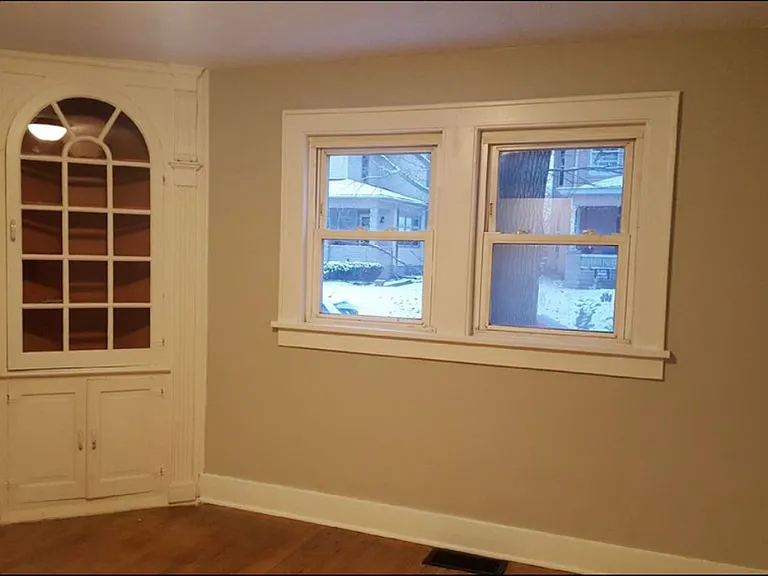 822 Tippecanoe St — Photo 3