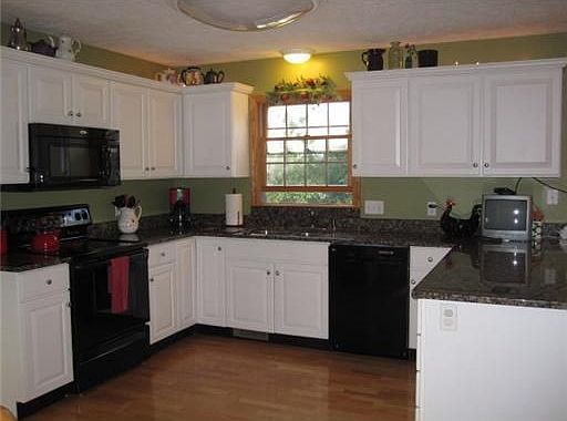 5th image of 11634 Hardwood Dr