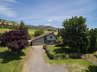 3155 Marigold Ln, Medford, OR 97504