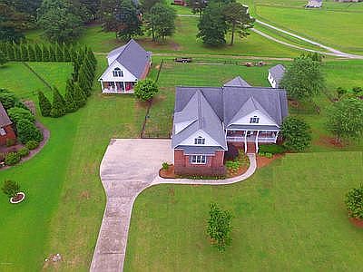1st image of 1460 Devon Dr
