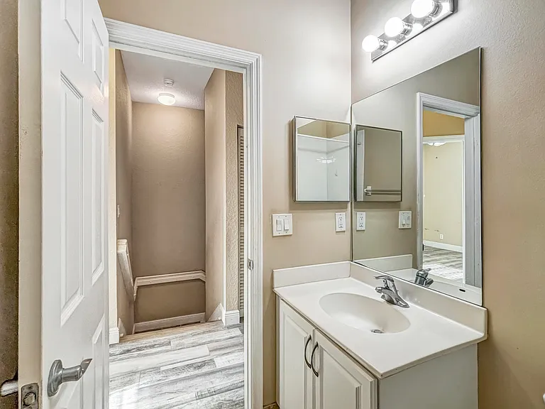 179 E Bay Cedar Cir — Photo 26