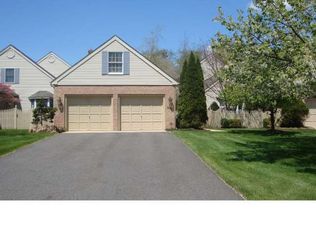 443 Windrow Clusters Dr #6215, Moorestown, NJ 08057