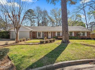 1411 Roswell Dr, Jackson, MS 39211