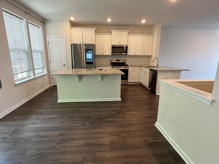 28 Foundry Blvd — Photo 5