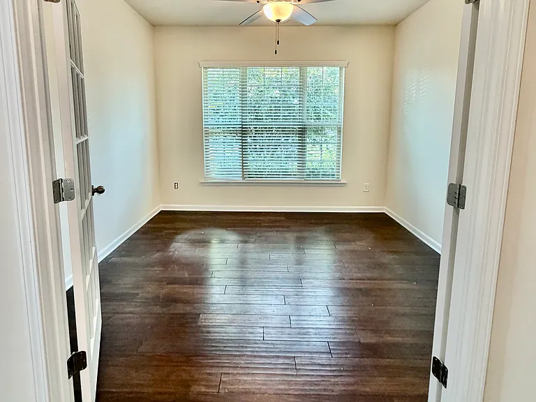 4019 Oakmere Rd — Photo 3