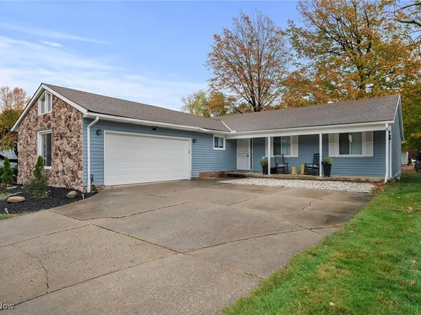 2121 Apple Dr, Euclid, OH 44143