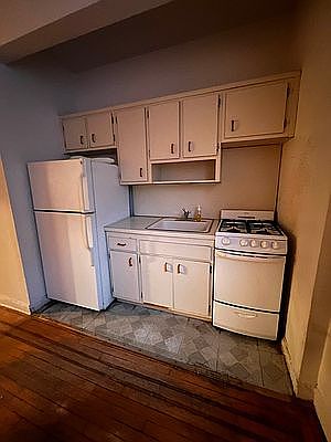 3rd image of 34-31 81st St #17A