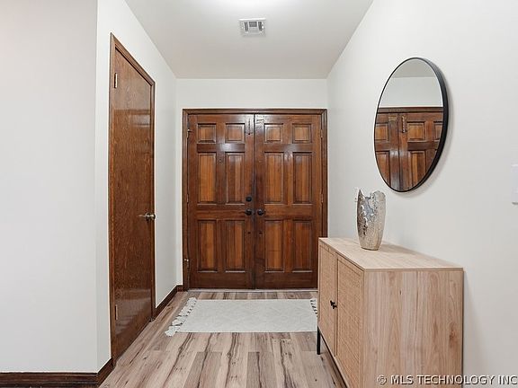 4th image of 7027 E 47th St S