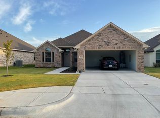 1824 Town Creek Cir, Weatherford, TX 76086