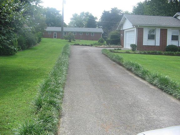 2nd image of 423 Greencrest Dr