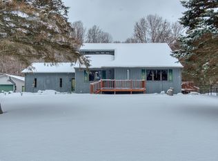 2850 Lyons Rd, Owosso, MI 48867