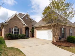 1056 Castlemaine Trl, Birmingham, AL 35226