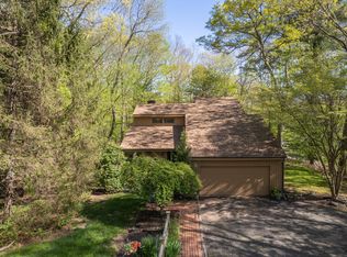 513 N Madison Rd, Guilford, CT 06437