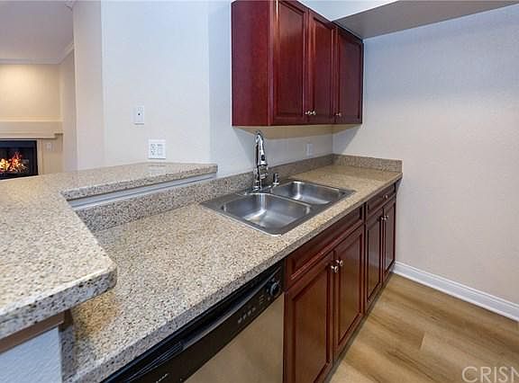4th image of 5550 Owensmouth Ave APT 111