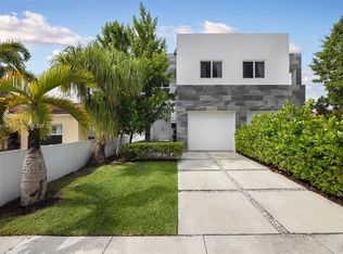 3368 SW 27th St, Miami, FL 33133