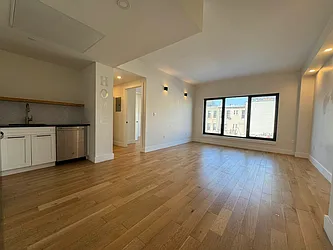 1661 Summerfield Street, #2E