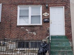 1622 S 52nd St, Philadelphia, PA 19143