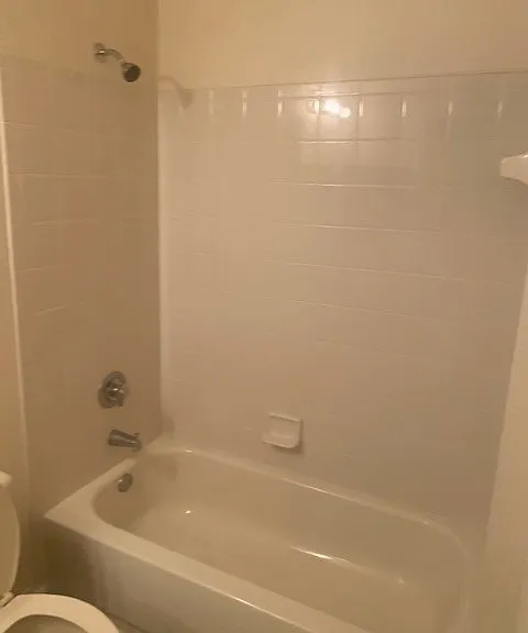 2307 Belmont Ln — Photo 3