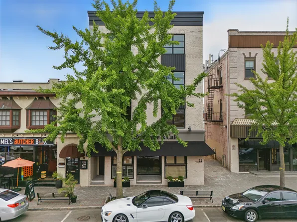 11 W Railroad Ave #2, Tenafly, NJ 07670