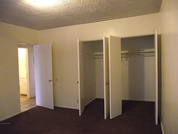 2nd image of 14160 Roscoe Blvd APT 3