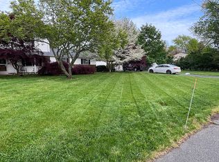 4 Elyar Ter, Middletown, NJ 07748