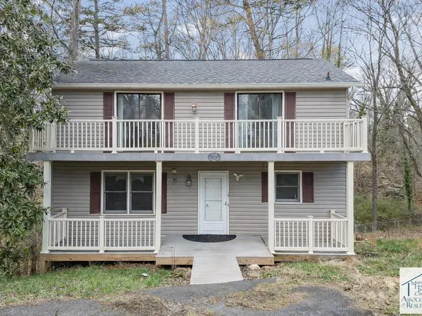 716 Prospect Hill Dr, Martinsville, VA 24112