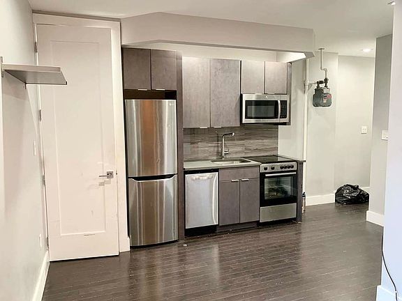 3rd image of 312 E 106th St APT 18