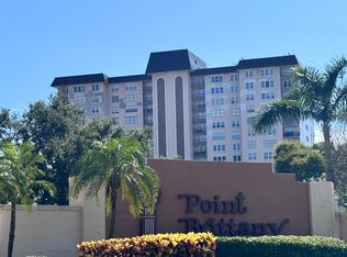 5220 Brittany Dr S APT 607, Saint Petersburg, FL 33715