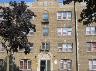 Royall Place, Milwaukee, WI 53202