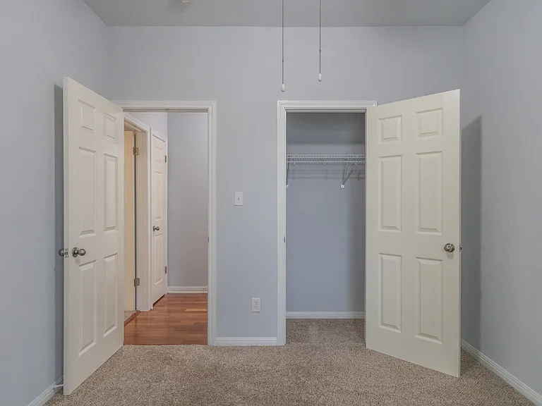 8214 Cornerwood Dr — Photo 24