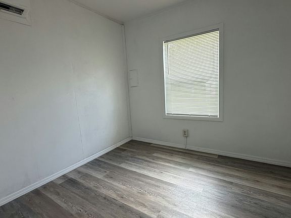3rd image of 130 S Suncoast Blvd
