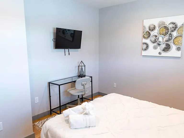 6215 Carpenter Ave — Photo 18