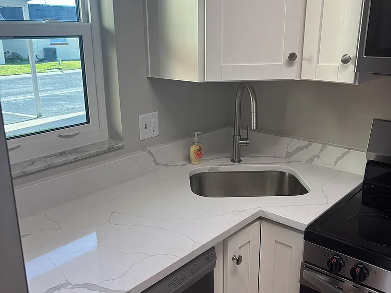 4956 Harbor Villa Ln #105 — Photo 2