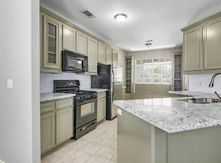 114 Cove Cir, Montgomery, TX 77356