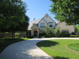 102 Limestone Oak, Shavano Park, TX 78230