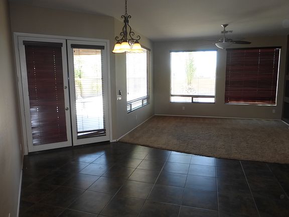 4th image of 17719 W Dreyfus St