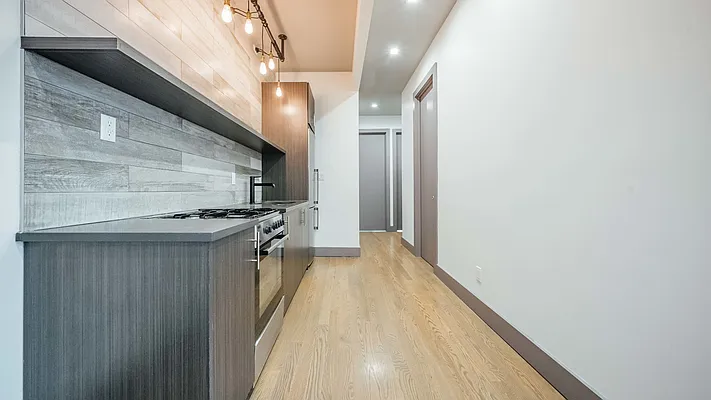 Rented by Nooklyn NYC LLC | media 21
