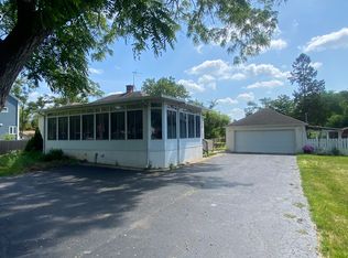 3806 Wilke Rd, Rolling Meadows, IL 60008