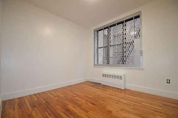 Rented by CITY SKYLINE REALTY INC | media 6