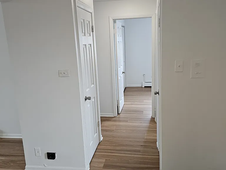 7711 W 87th St #3 — Photo 8