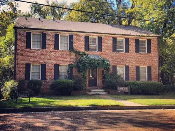 1069 Poplar Blvd, Jackson, MS 39202