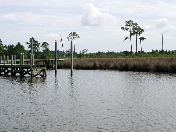 5th image of 6205 Martin Bayou