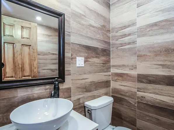 1250 Herkimer Street image 6 of 8